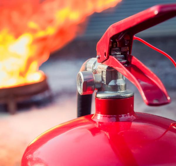 worksafebc fire extinguisher use training certification course online bc vancouver surrey burnaby victoria richmond langley delta coquitlam maple ridge abbotsford kelowna port moody pitt meadows white rock mission chilliwack whistler hope squamish sunshine coast prince george kamloops langford nanaimo vancouver island